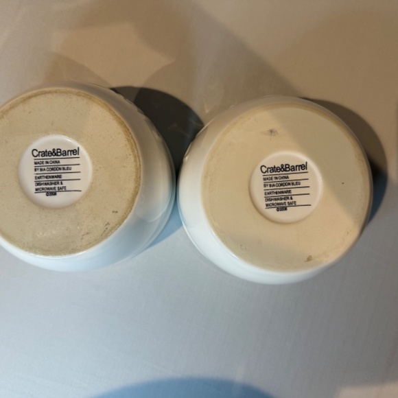 Crate and Barrel Two Popcorn Bowls Ceramic Individual Serving White Lot Of 2 - Picture 6 of 12